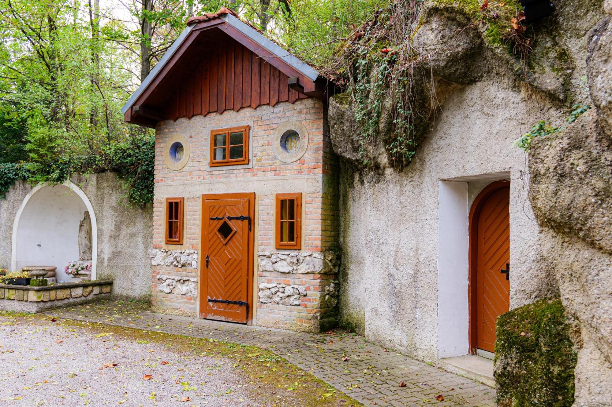 Villa Rose Close To Vienna & Airport Maria Ellend 외부 사진